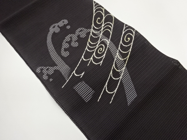 絽綴れ観世水に抽象模様織出し名古屋帯